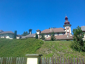 Klicke auf die Grafik für eine vergrößerte Ansicht

Name: 0011_20160808 Radtour Magdalensberg (Schloss Meiselberg &amp; Dom Maria Saal).jpg
Ansichten: 132
Größe: 771,9 KB
ID: 4442602