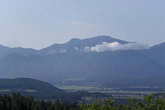 Klicke auf die Grafik für eine vergrößerte Ansicht

Name: 0013_20170805 Radtour Sternberg Saissersee Forstsee.jpg
Ansichten: 83
Größe: 672,0 KB
ID: 4475476