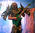 Klicke auf die Grafik für eine vergrößerte Ansicht

Name: gwar-gitarrist-cory-smoot-flattus-maximus-ist-im-alter-von-34-jahren-gestorben-.jpg
Ansichten: 82
Größe: 45,0 KB
ID: 4289066